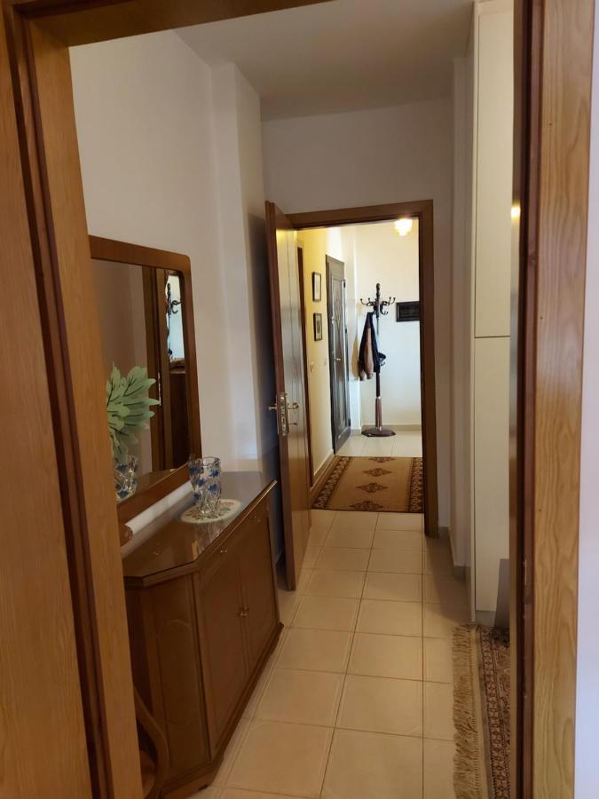 Geni Apartment Korce Exterior photo