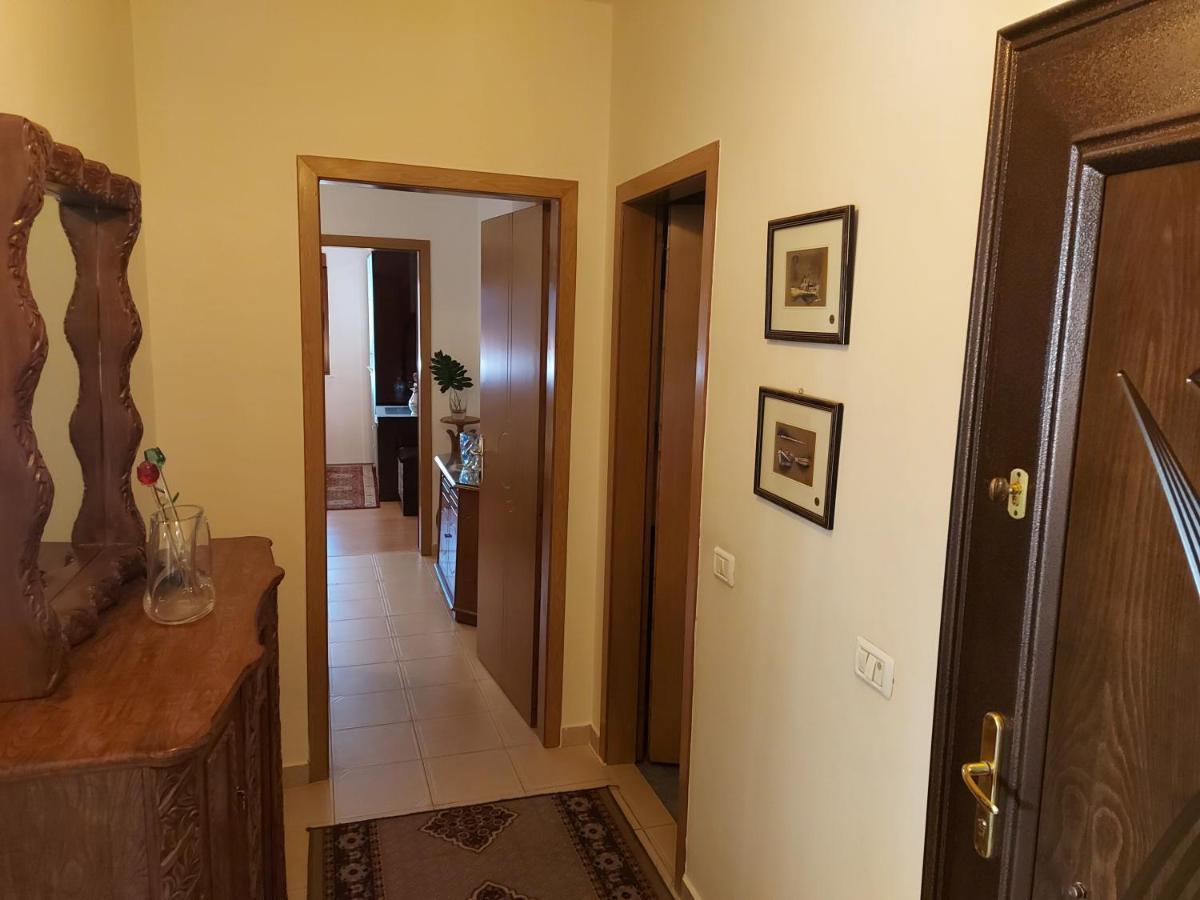 Geni Apartment Korce Exterior photo